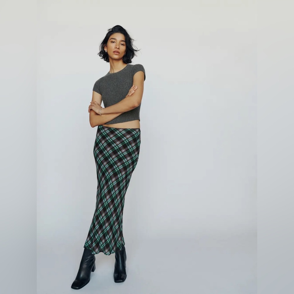 Reformation Layla Skirt Moreno - Picture 2 of 6